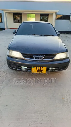 Toyota Carina 2001 Black