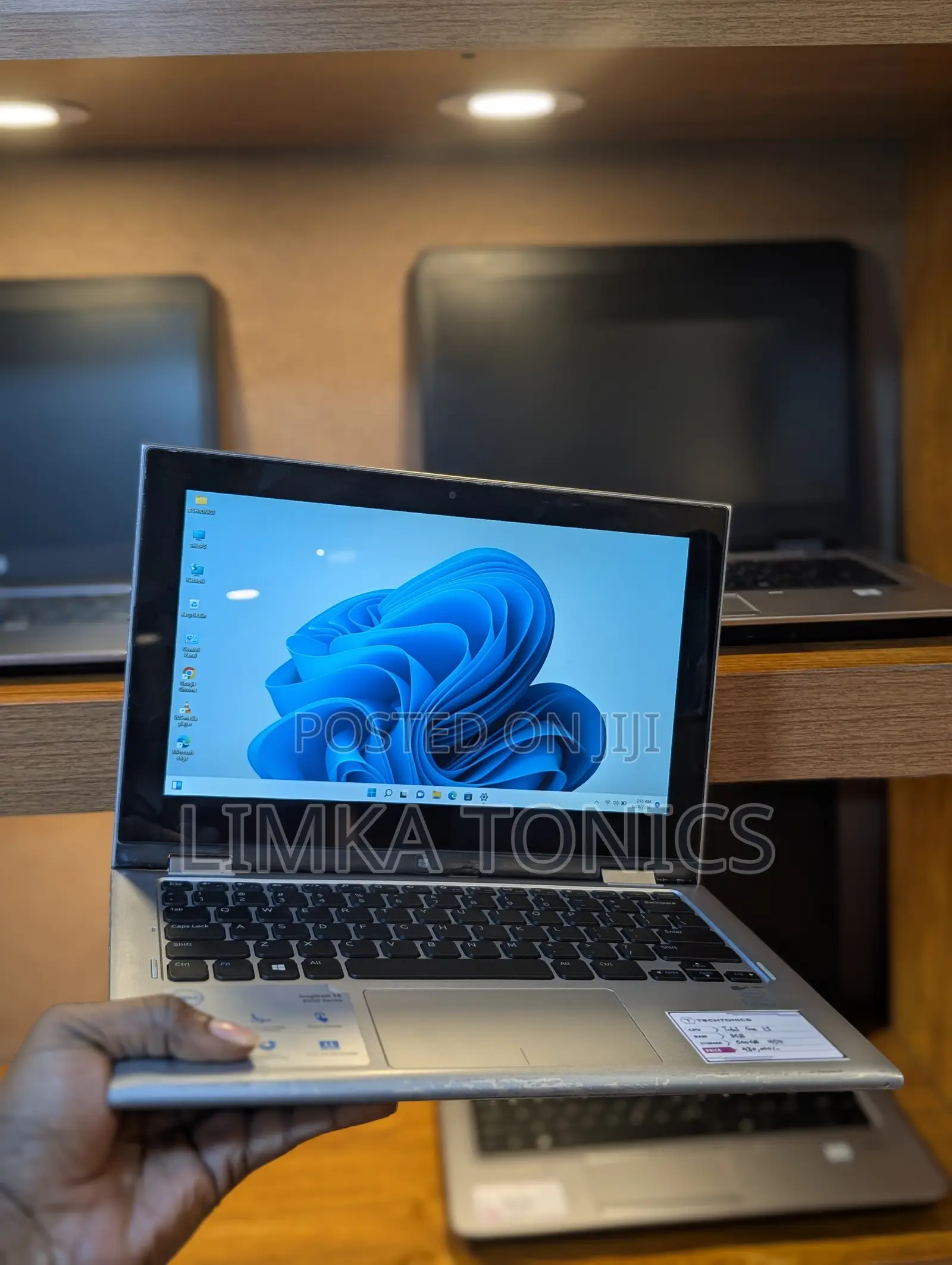 New Laptop Dell Inspiron 11 3148 8GB Intel Core i3 HDD 500GB