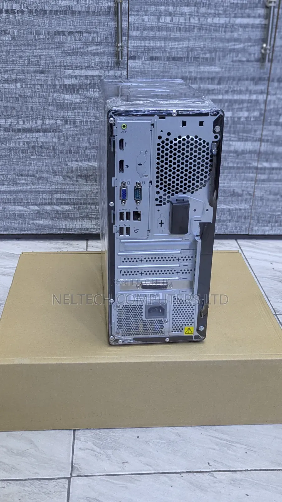 Desktop Computer Lenovo 8GB Intel Core i5 SSD 256GB