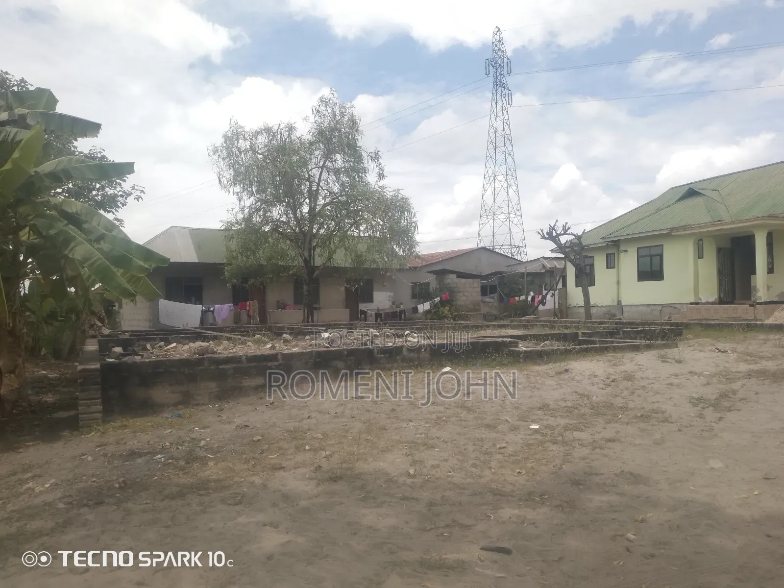 Eneo La Kibiashara Sqmita 600 Linauzwa Milioni 30, Ukonga Mkolemba.