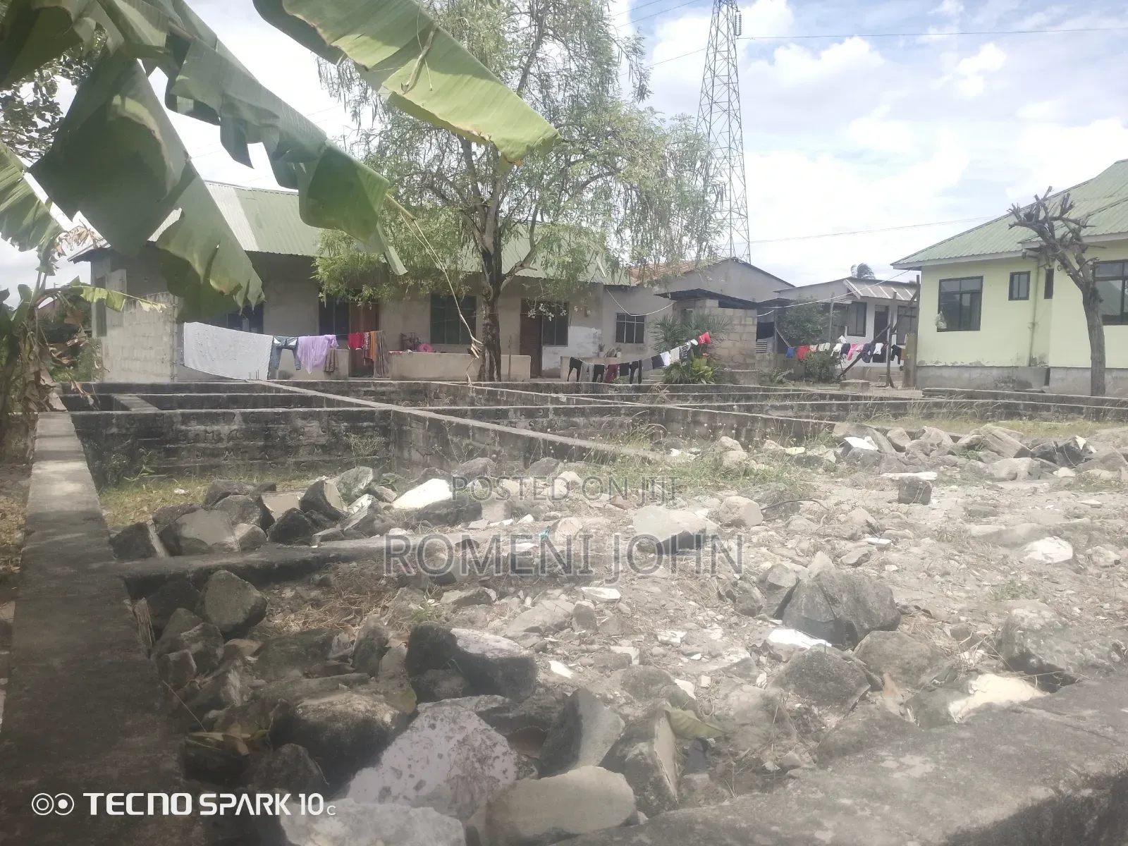 Eneo La Kibiashara Sqmita 600 Linauzwa Milioni 30, Ukonga Mkolemba.