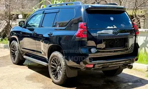 Toyota Land Cruiser Prado 2.8 2023 Black