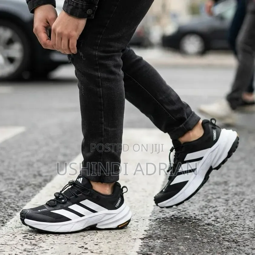 🔥summit Trek Sneakers📏size: 40 | 41 | 42 | 43 | 44 | 45