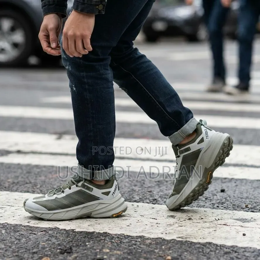 🔥summit Trek Sneakers📏size: 40 | 41 | 42 | 43 | 44 | 45