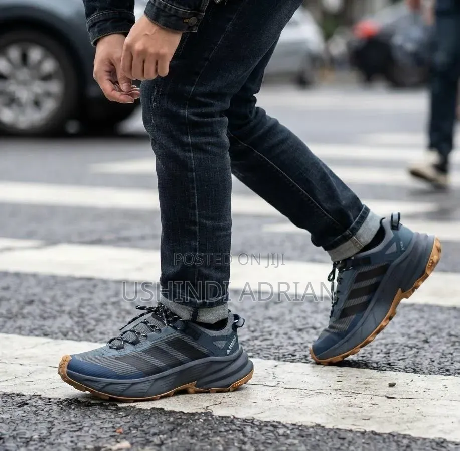 🔥summit Trek Sneakers📏size: 40 | 41 | 42 | 43 | 44 | 45
