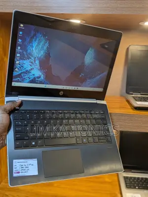 New Laptop HP 430 G5 8GB Intel Core 3 SSD 256GB