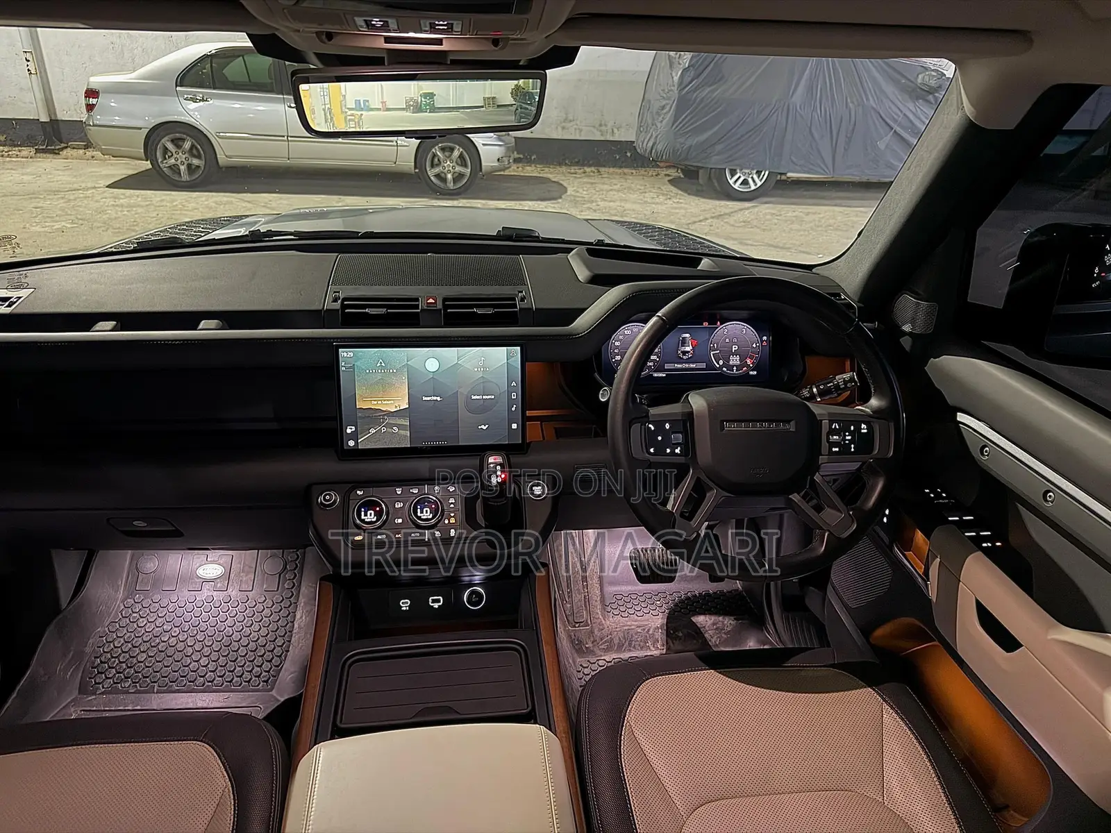 Land Rover Defender 2025 Gray