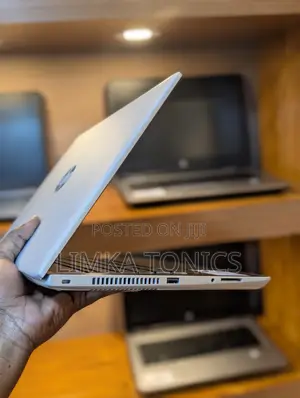 New Laptop HP 430 G5 8GB Intel Core i3 SSD 128GB