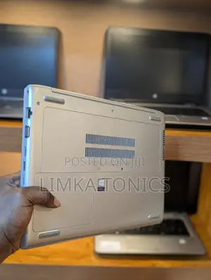 New Laptop HP 430 G5 8GB Intel Core i3 SSD 128GB