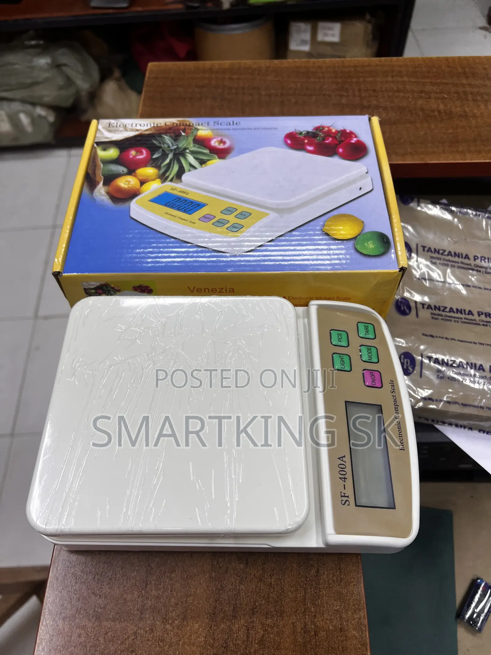 Electric Compact Scale
