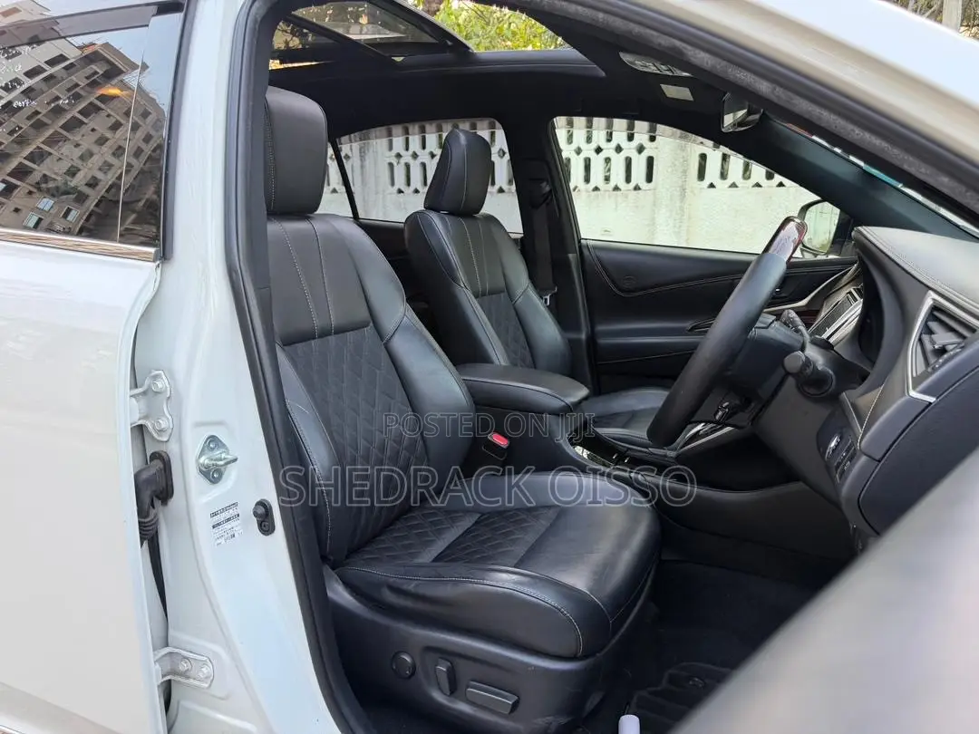 Toyota Harrier 2016 White