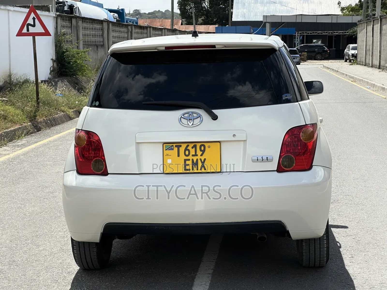 Toyota IST 2003 White