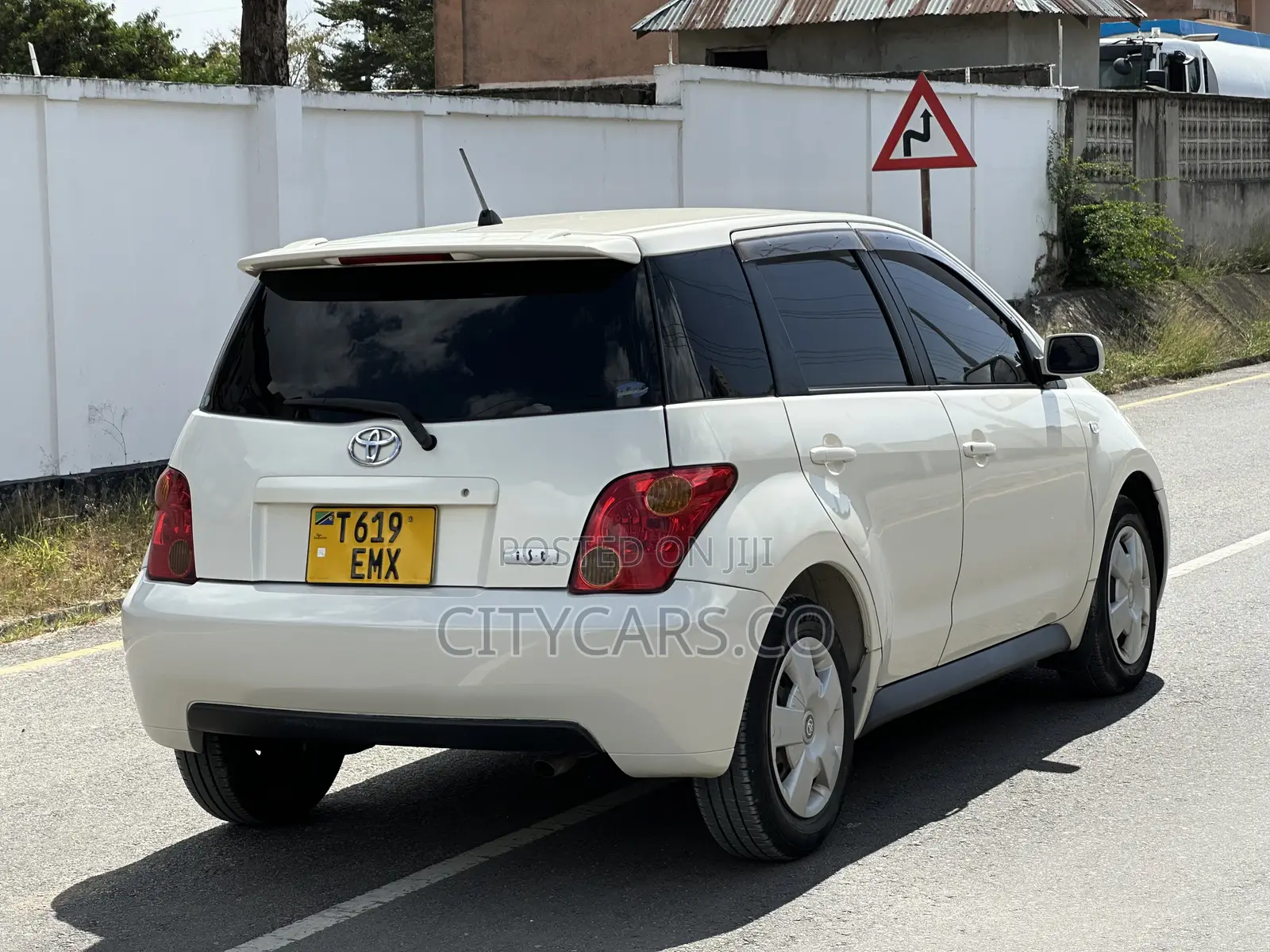 Toyota IST 2003 White