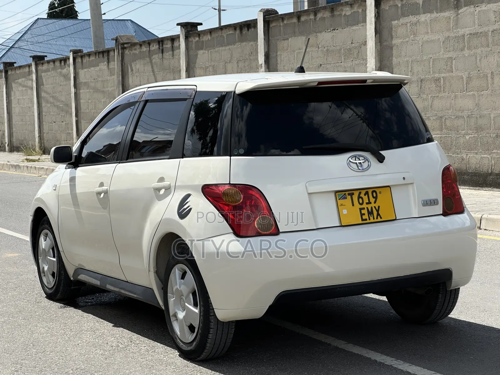 Toyota IST 2003 White