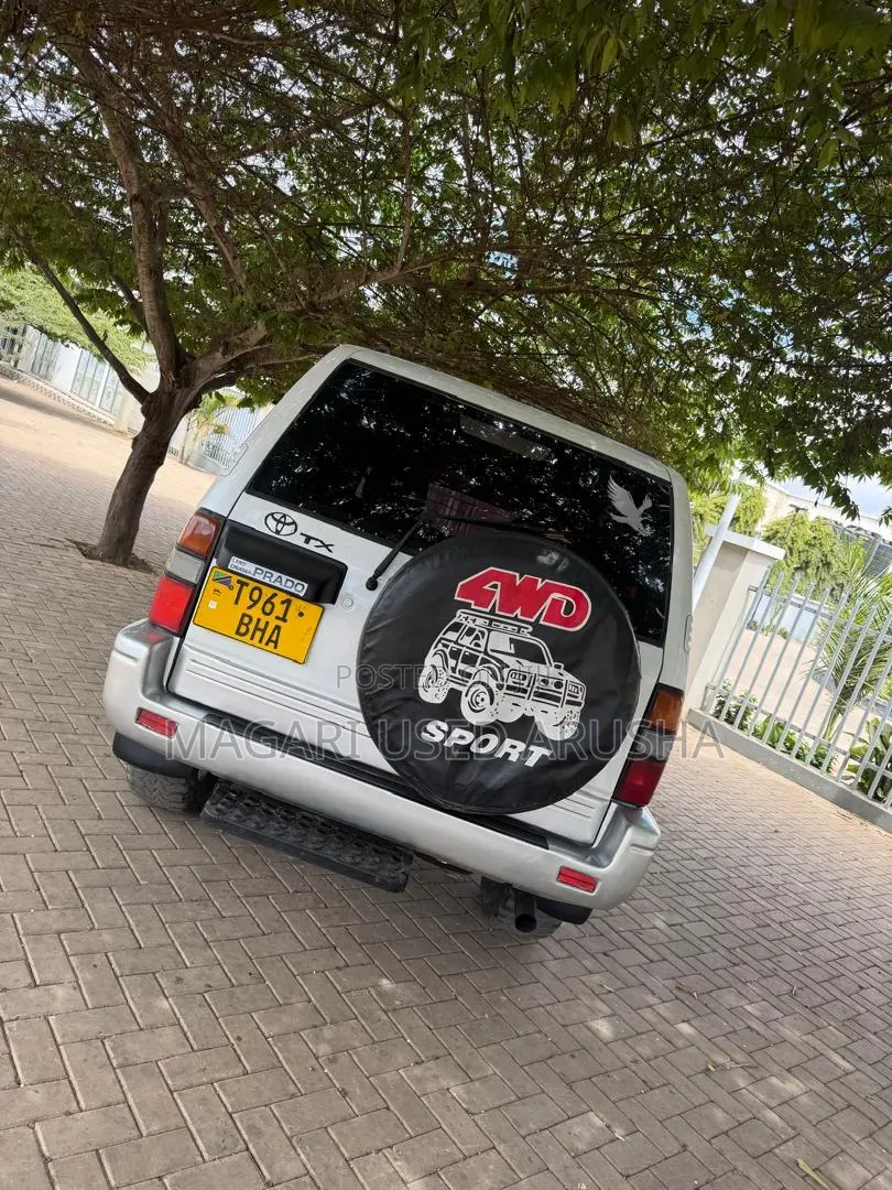 Toyota Land Cruiser Prado 2000 Silver