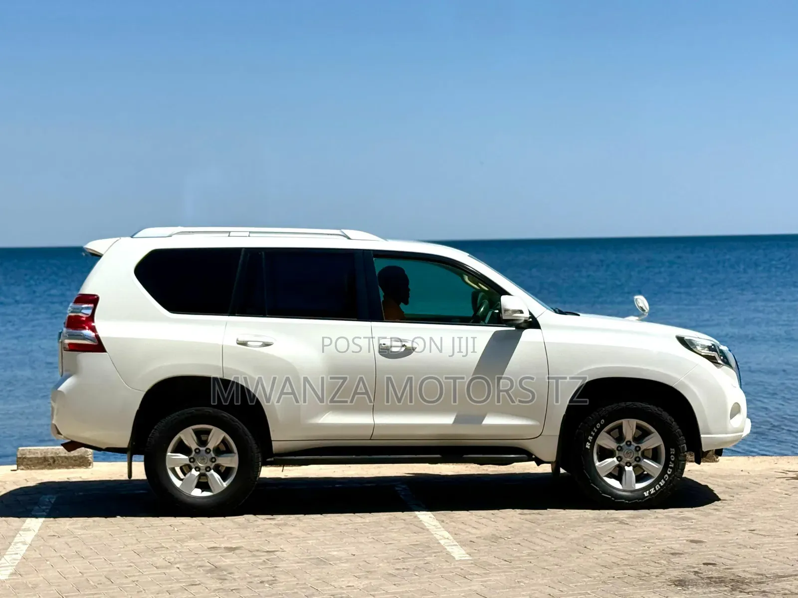 Toyota Land Cruiser Prado 2015 Pearl