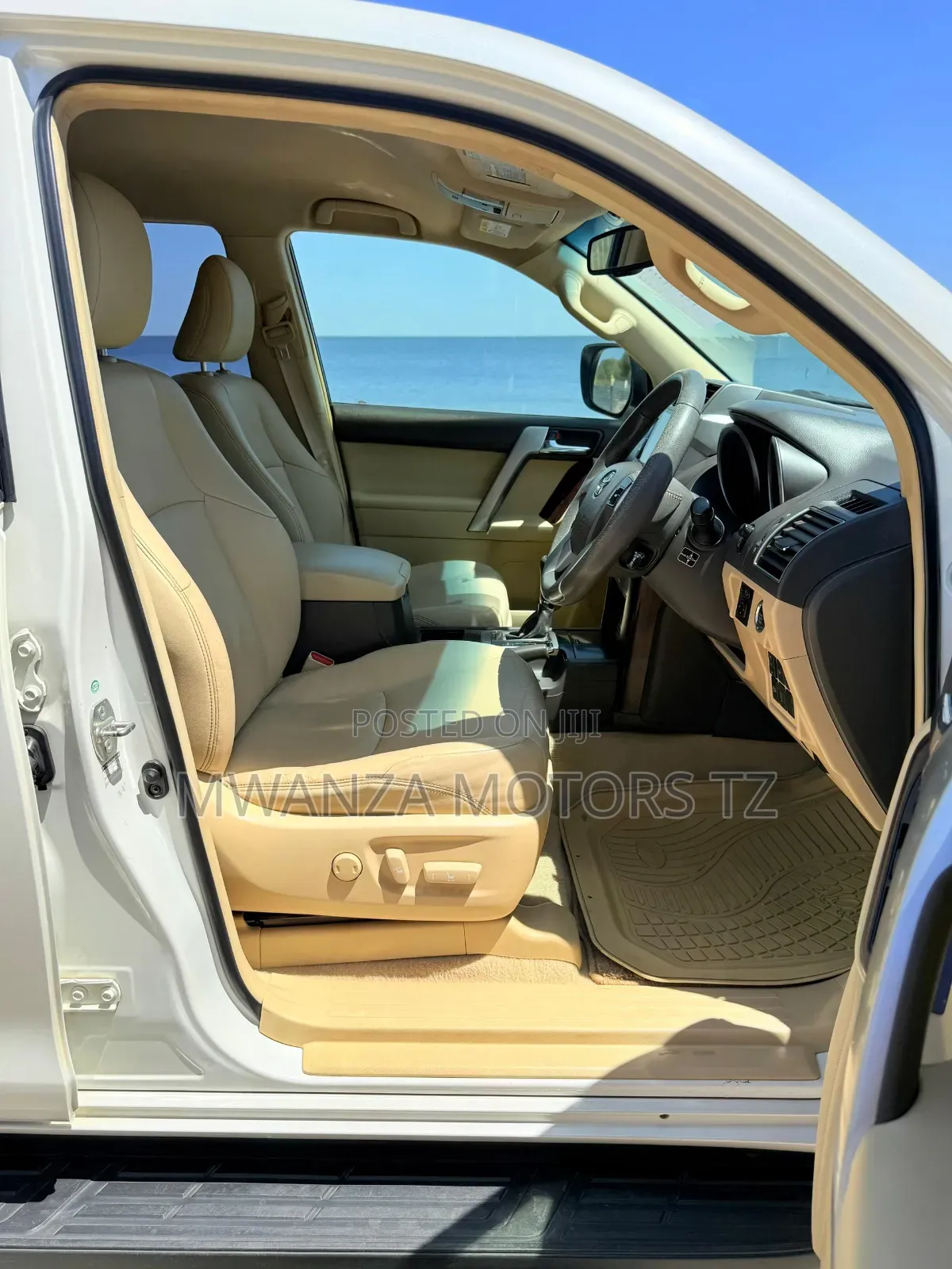 Toyota Land Cruiser Prado 2015 Pearl