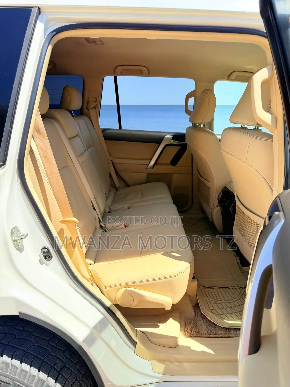 Toyota Land Cruiser Prado 2015 Pearl