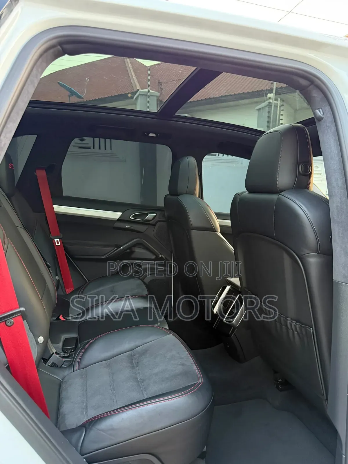 Porsche Cayenne 2016 White