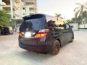 Toyota Vellfire 2011 Black