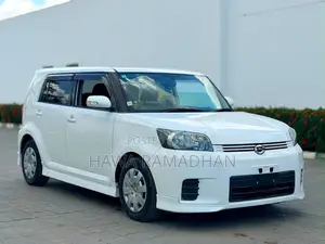 Toyota Raum 2008 White
