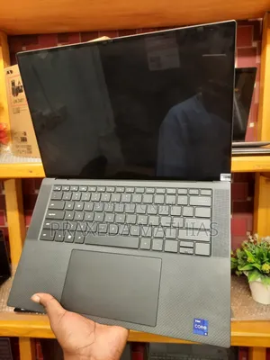 Laptop Dell Precision 5570 32GB Intel Core i9 SSD 512GB