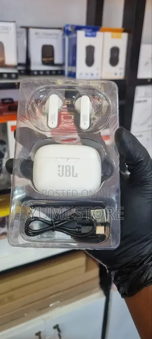 JBL Tune 230nc