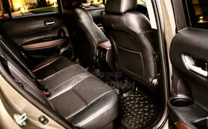 Toyota Corolla Cross 2025 Brown