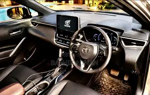 Toyota Corolla Cross 2025 Brown