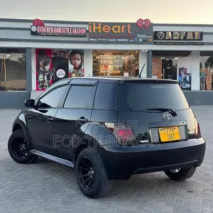 Toyota IST 2005 Black