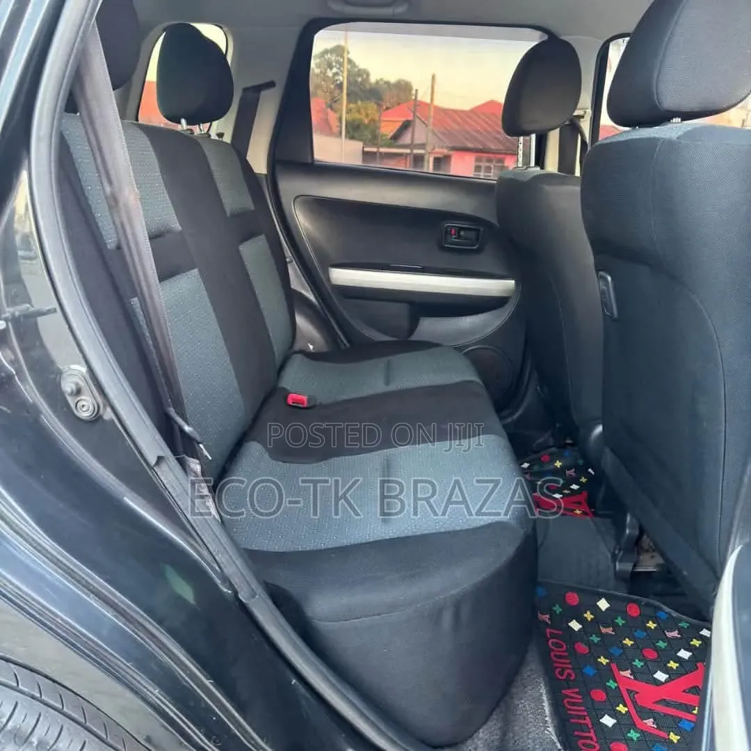 Toyota IST 2005 Black