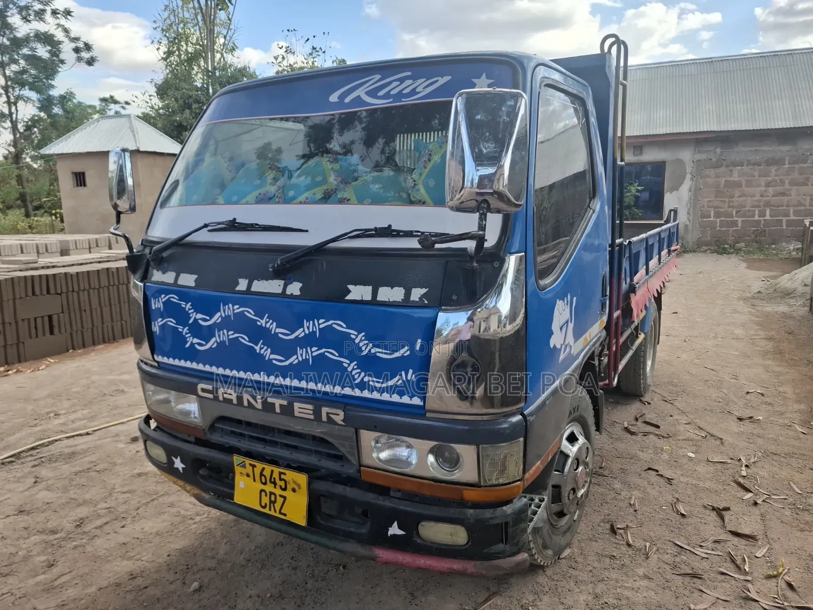 Kenta Tipa Inauzwa