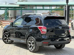 Subaru Forester 2014 Black