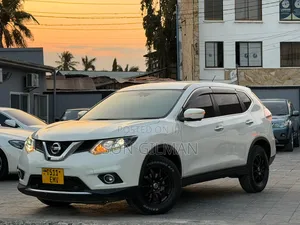 Nissan X-Trail 2014 Pearl