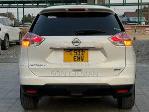 Nissan X-Trail 2014 Pearl