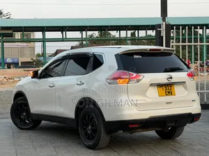 Nissan X-Trail 2014 Pearl