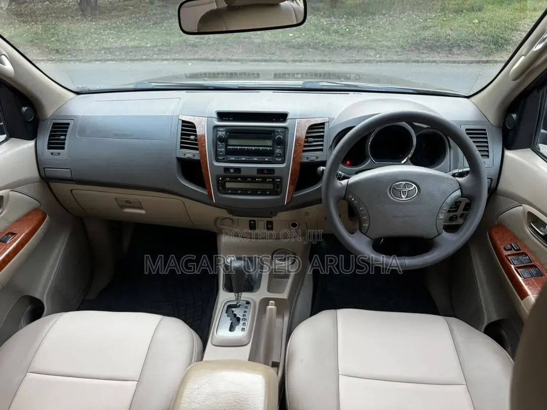 Toyota Fortuner 2009 Gray