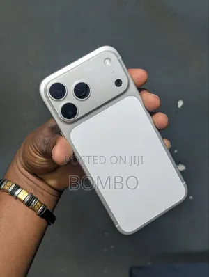 New Apple iPhone 17 Pro Max 256 GB White