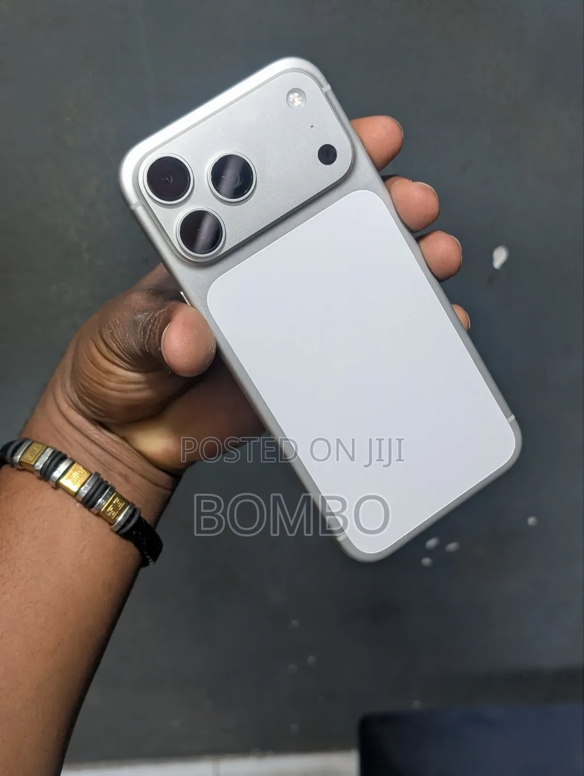 New Apple iPhone 17 Pro Max 256 GB White