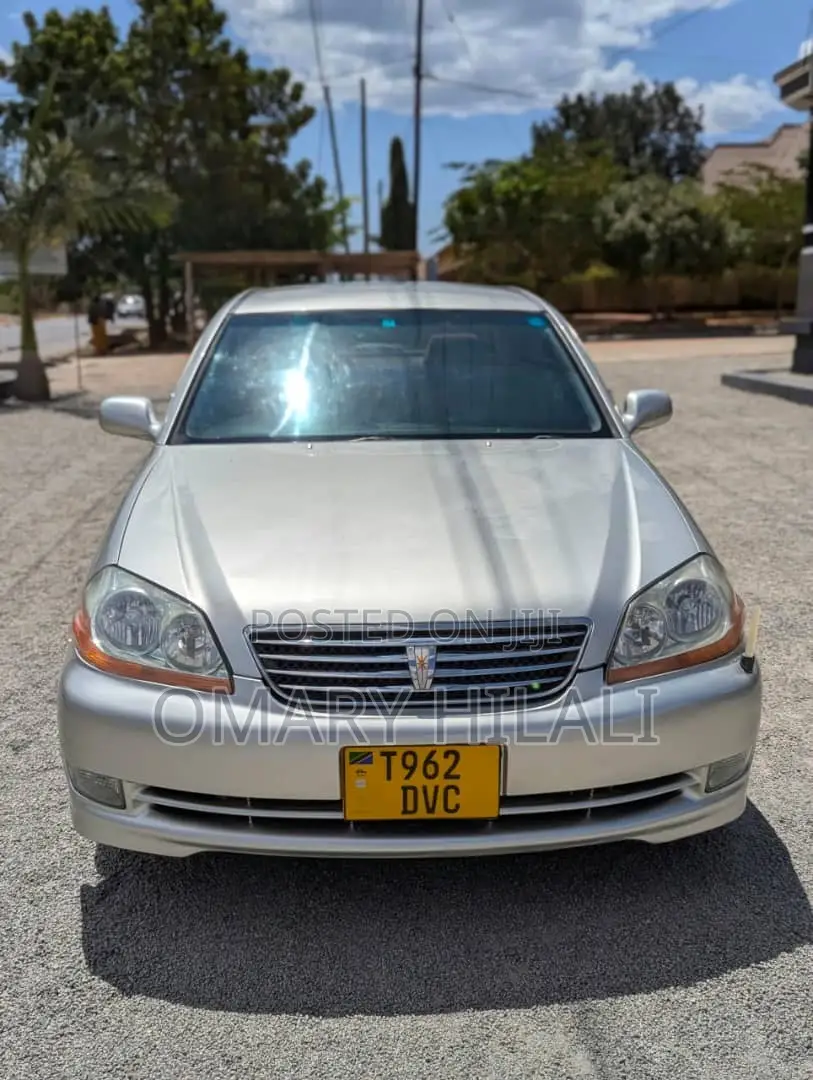 Toyota Mark II 2003 Silver