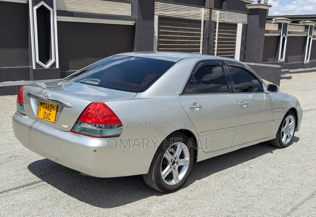 Toyota Mark II 2003 Silver
