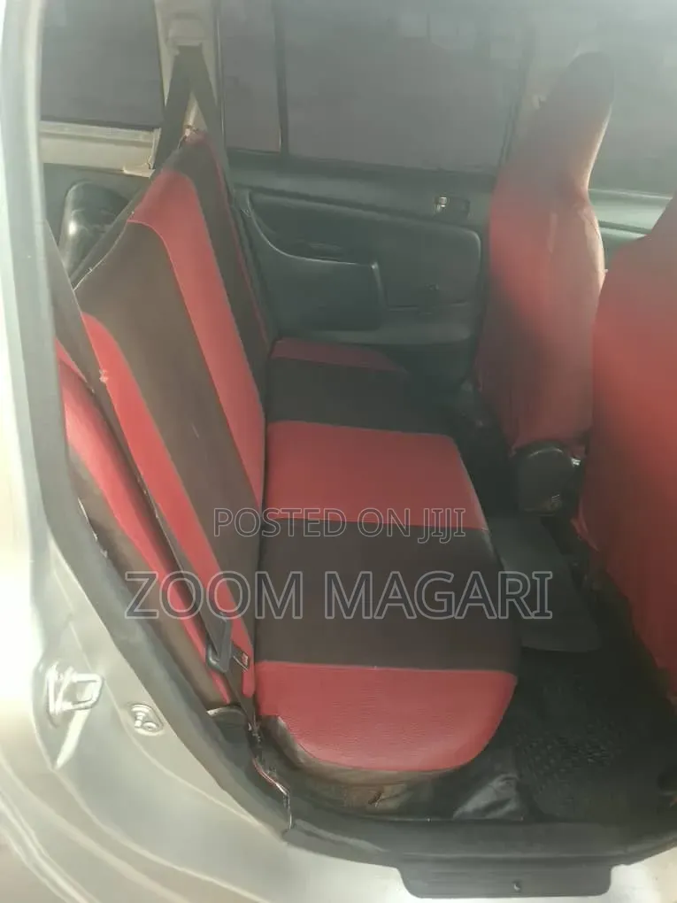 Toyota Probox 2005 Gray