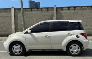 Toyota IST 2006 White