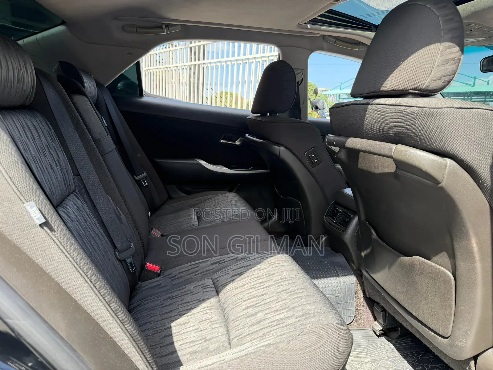Toyota Crown 2011 Black