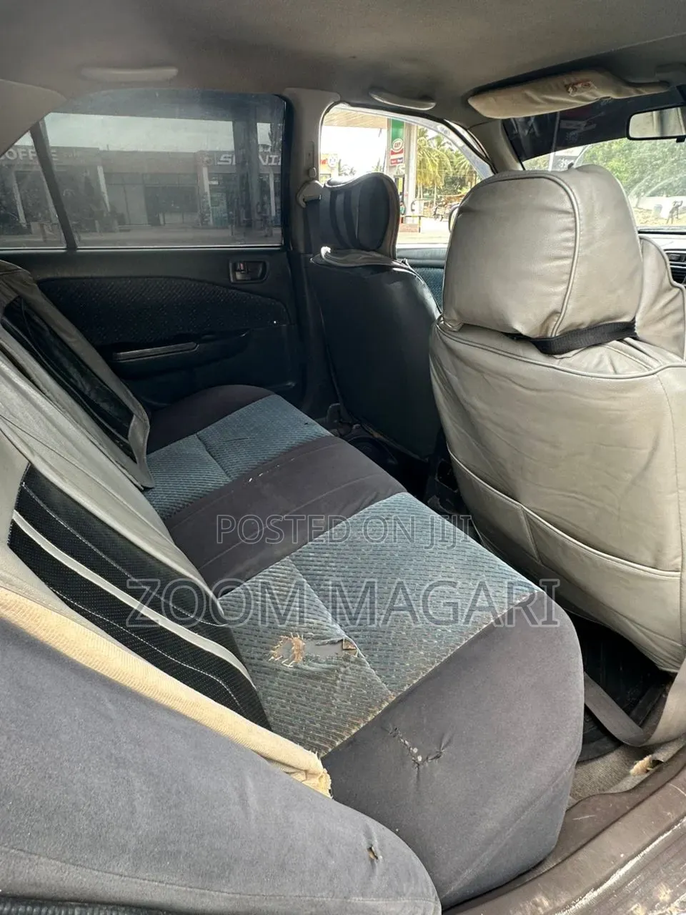 Toyota Carina 2000 Pearl