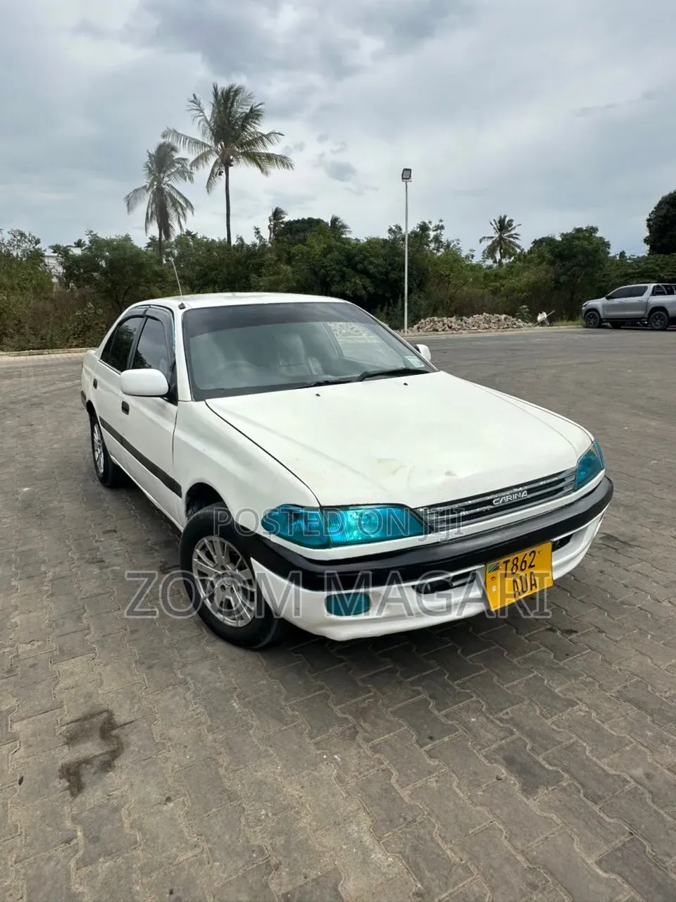 Toyota Carina 2000 Pearl