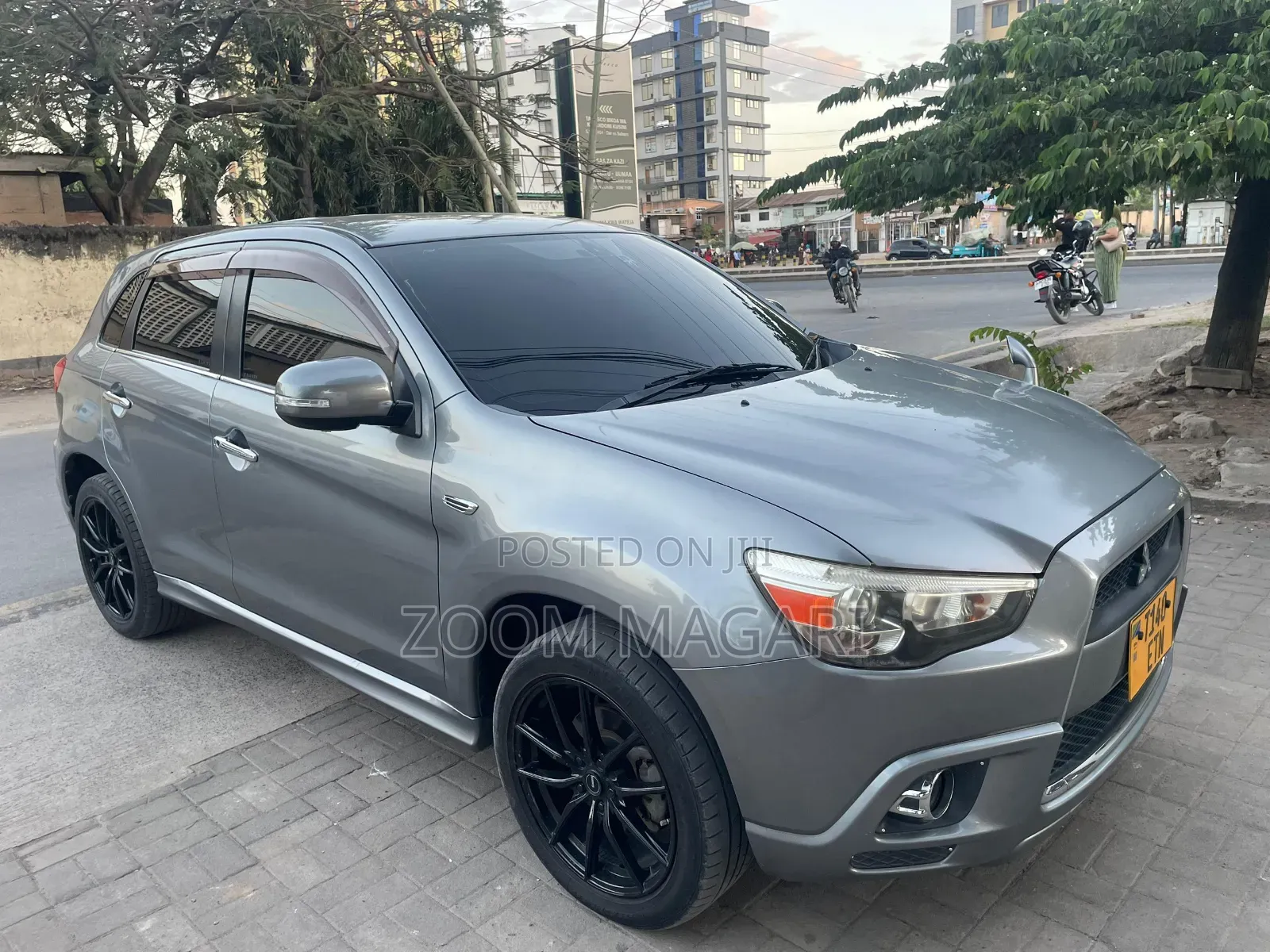 Mitsubishi RVR 2010 Gray