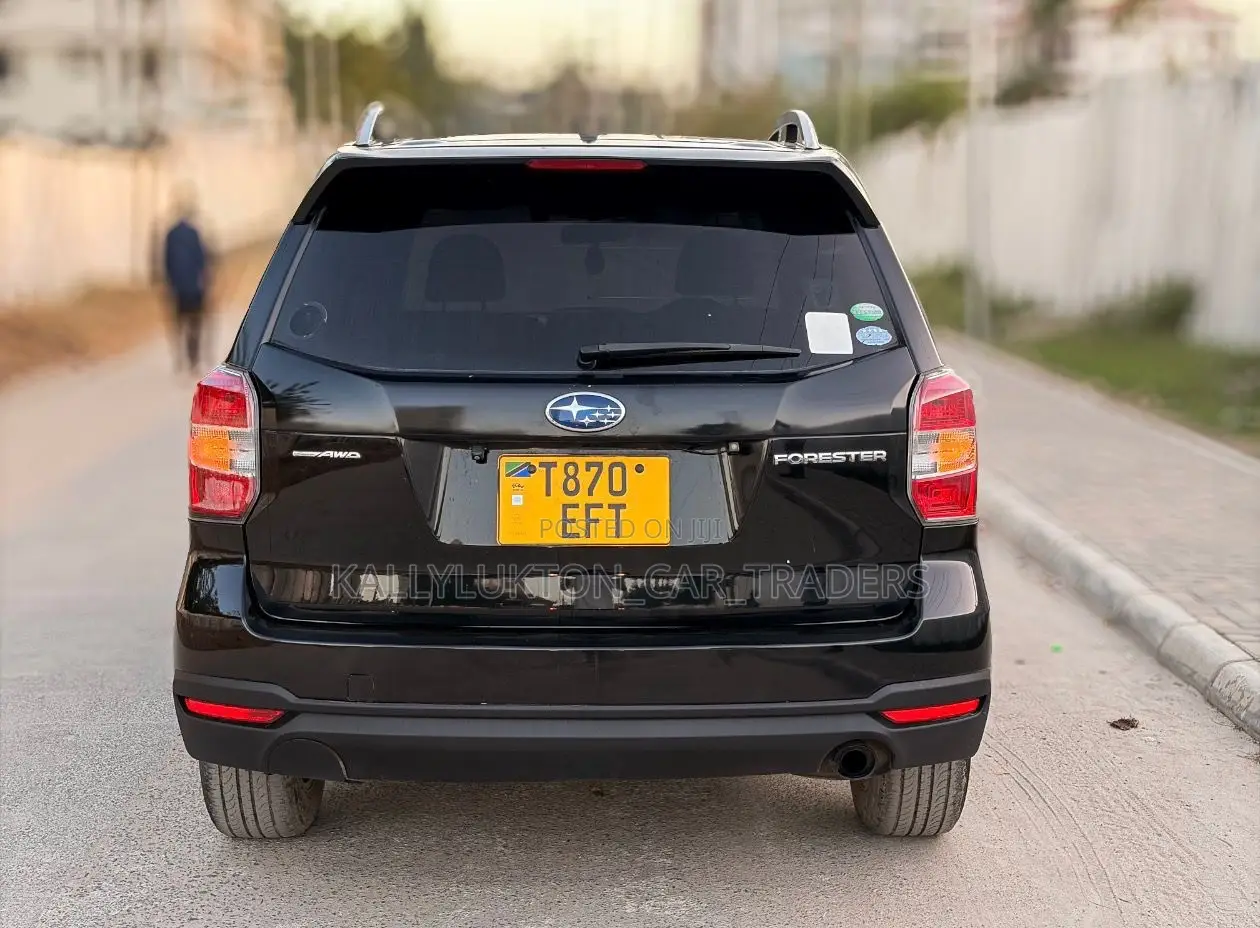 Subaru Forester 2014 Black