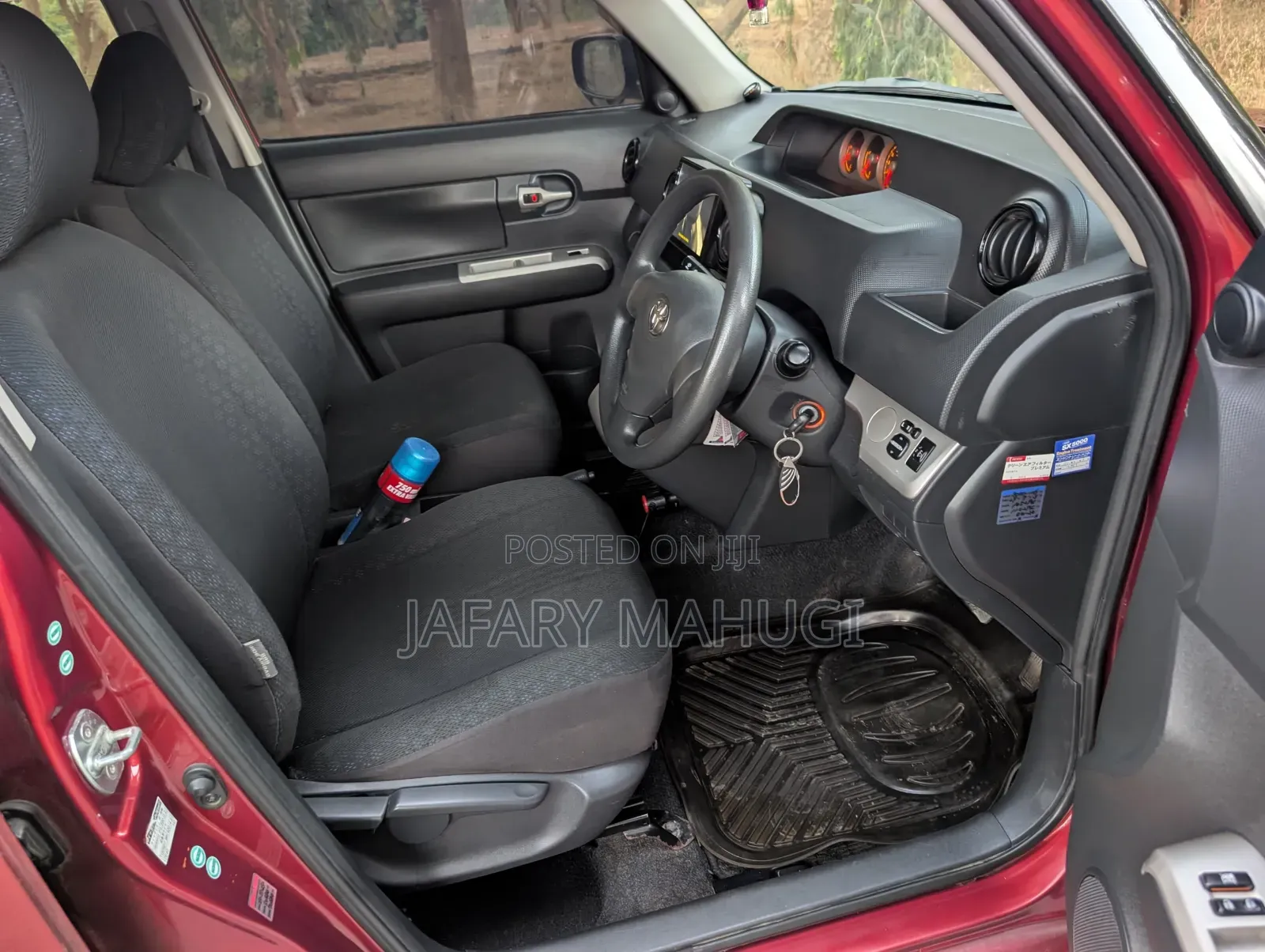 Toyota Rumion 1.5 FWD 2023 Red
