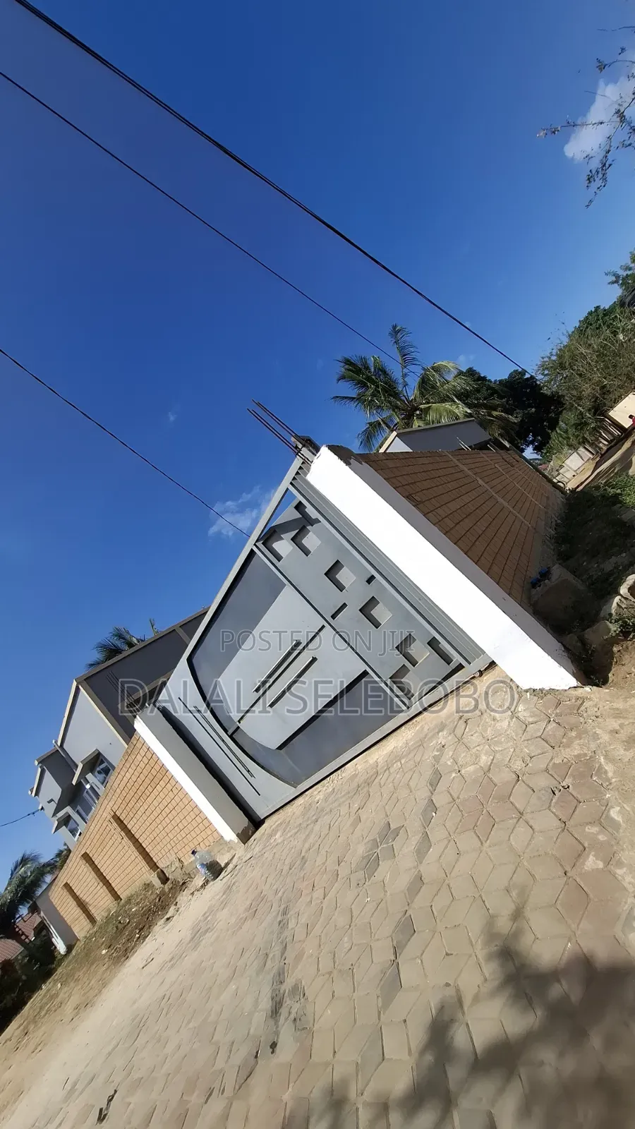 4bdrm Apartment in Madale Atlas, Goba for sale